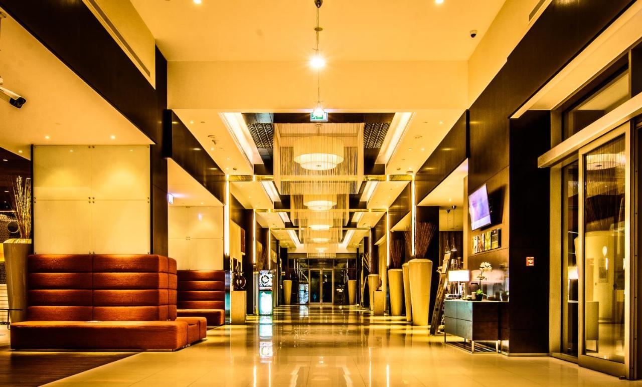 Ibis One Central - World Trade Centre Dubai Bagian luar foto